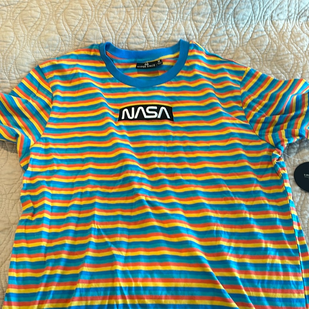 Men’s medium NASA t shirt